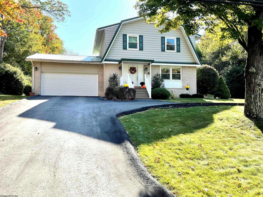71 IMPERIAL WOODS DR, MORGANTOWN, WV 26508, photo 1 of 33