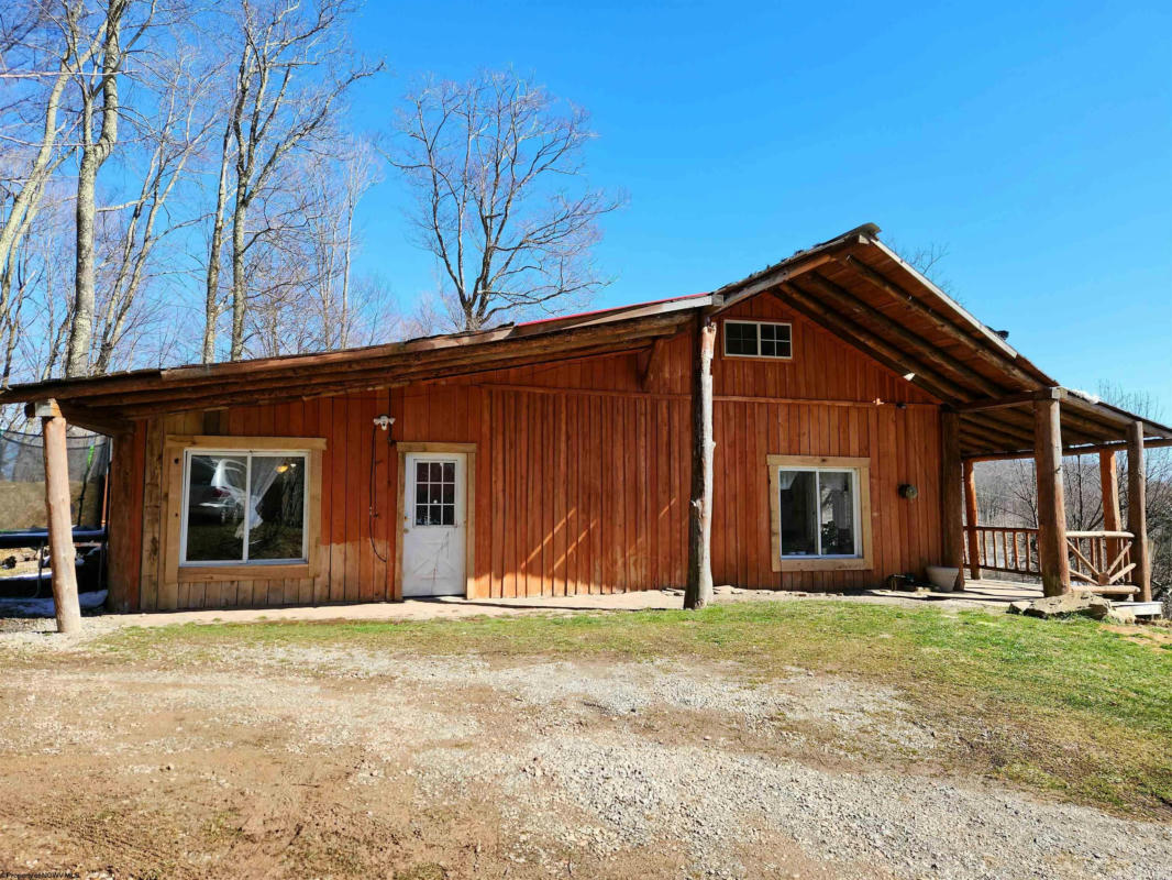 5672 POINT MOUNTAIN RD, MONTERVILLE, WV 26282, photo 1 of 28
